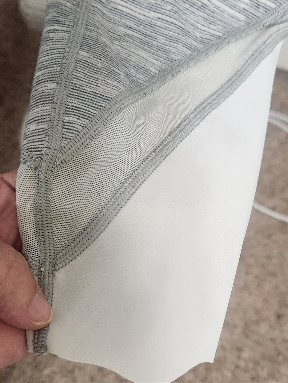 Lululemon Crop Legging Black Gray & White Size 4